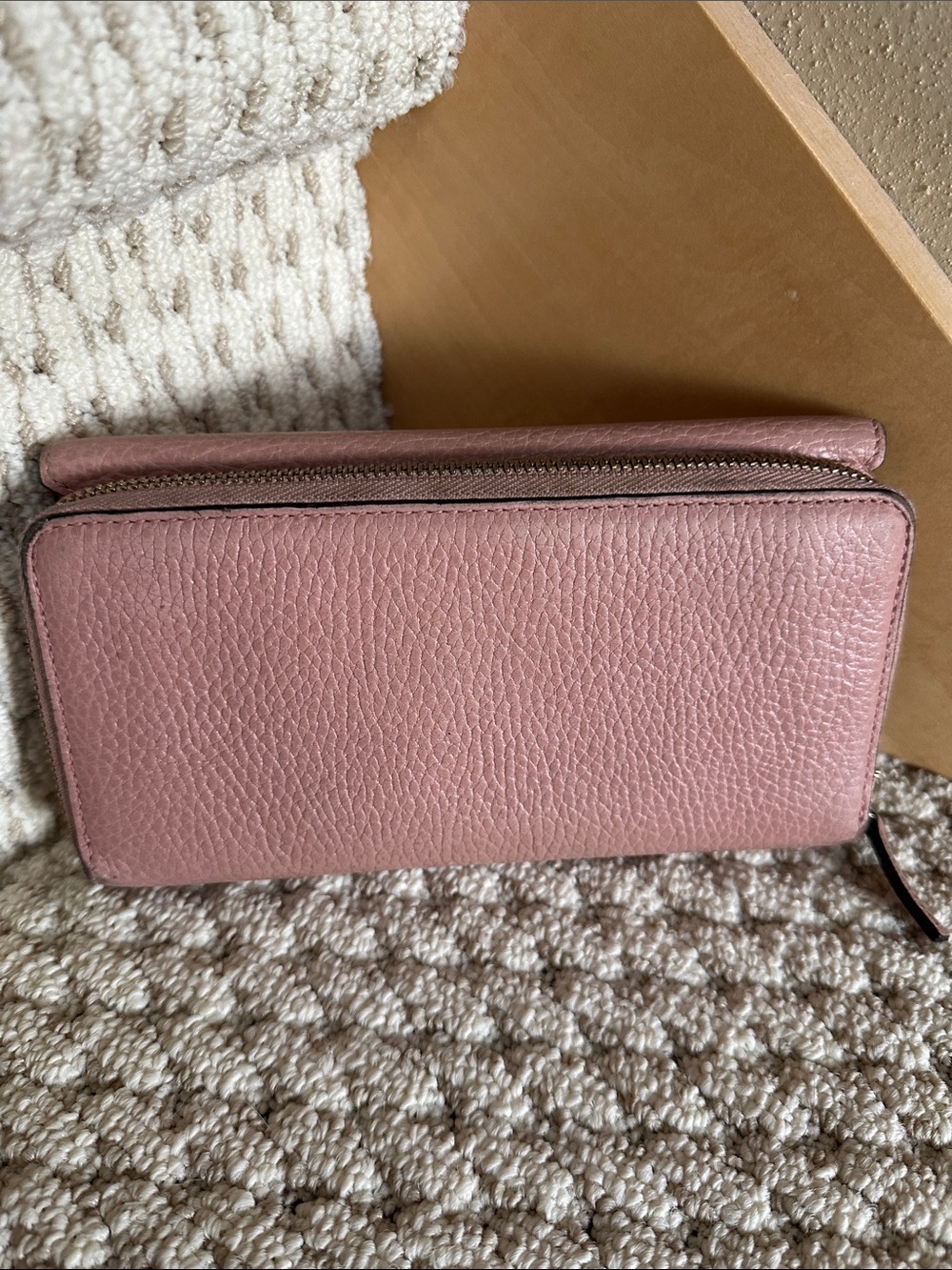 Gucci Calfskin Interlocking G Continental Wallet - Picture 5 of 17